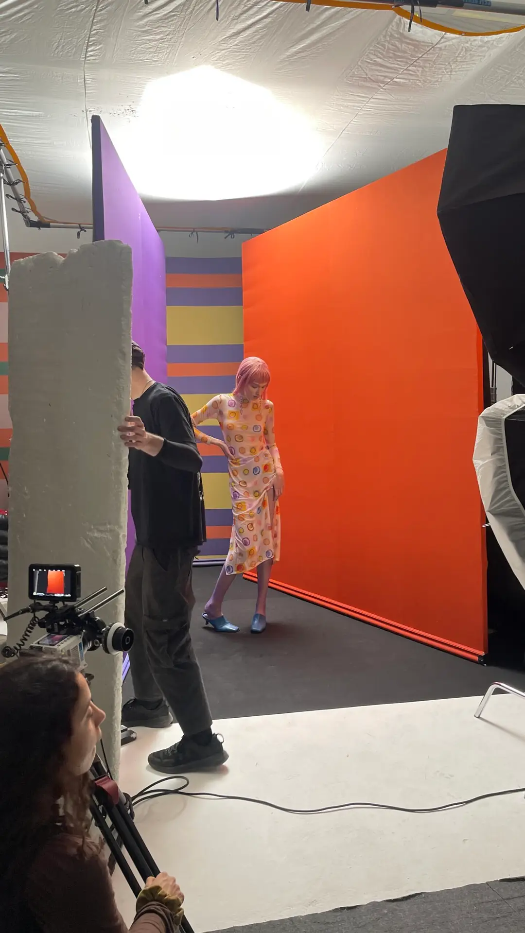 Helena Dakak Back